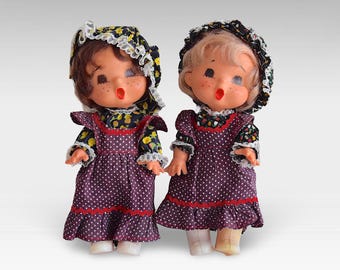 VTG 1970s &quot;Sekiguchi&quot; Big Eyed Clone Dolls - Dressed With Lace And Tulip Motif - Clone Doll Collectibles - (8.50 inch / 21.5 cm)