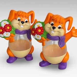 VTG Easter Pair &quot;Ferrero&quot; Plastic Fillable Bunny Egg Candy Containers - Easter Collectibles - (6.75 inch / 17 cm)