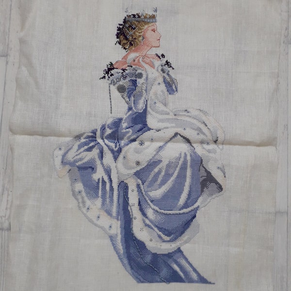 La Reine d'hiver de Mirabilia (Winter Queen) - cross stitch embroidery - handmade - Mother's Day gift
