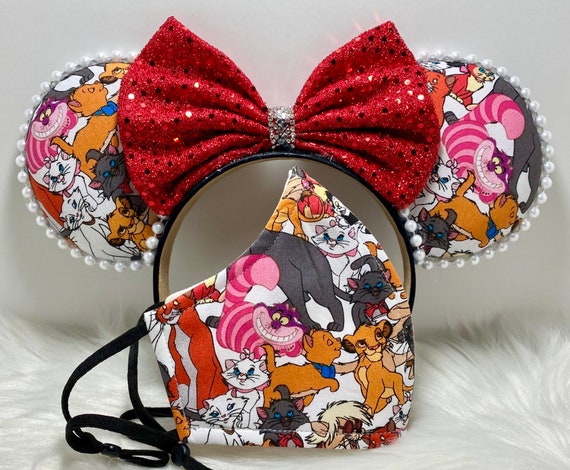 Disney Minnie duo mask ears and Minnie mask Amazon.com: Minnie Mouse Sleep Mask for Official License  main image 4