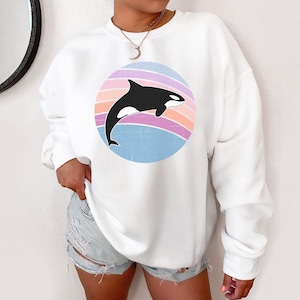 Orca Sweatshirt Orca Crewneck Whale Sweatshirt Aesthetic Crewneck 90s Crewneck Vintage Y2K Clothing Indie Clothing Retro Crewneck 90s Style