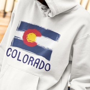 Colorado Flag Vintage Hoodie Mountain Retro Hoodie Gift Denver Colorado Retro Colorado Hoodie Colorado Souvenir Hoodie Hiking Hoodie