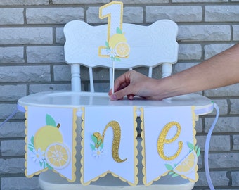 Lemonade First Birthday High Chair Banner, Glittery Gold Letters