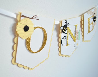 Bee High chair banner, Bee first birthday, first bee day, bee birthday theme, bee garland