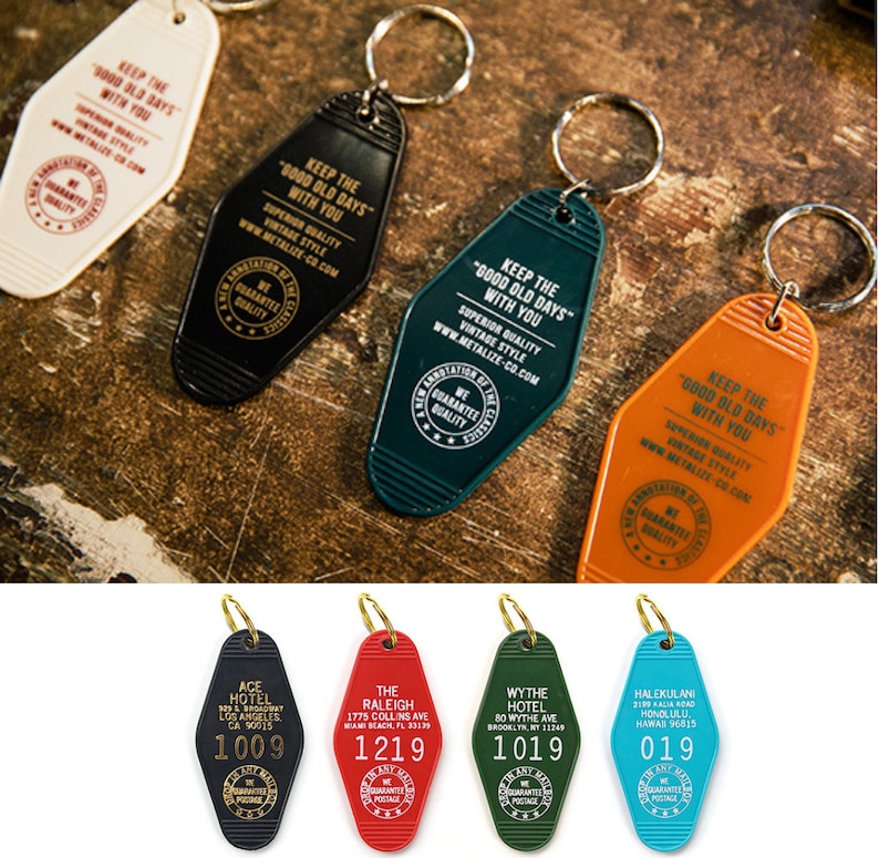Customized Vintage Keychains: Memorable Wedding Giveaways - A Token of ...