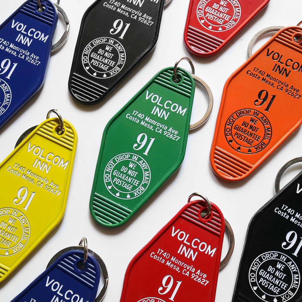 Bulk Personalized Motel Keychains UV Printing Keychains - Custom Vintage Style for University Residential Life