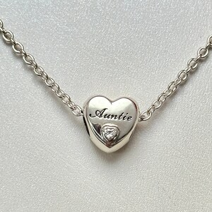 Pandora hotsell auntie necklace