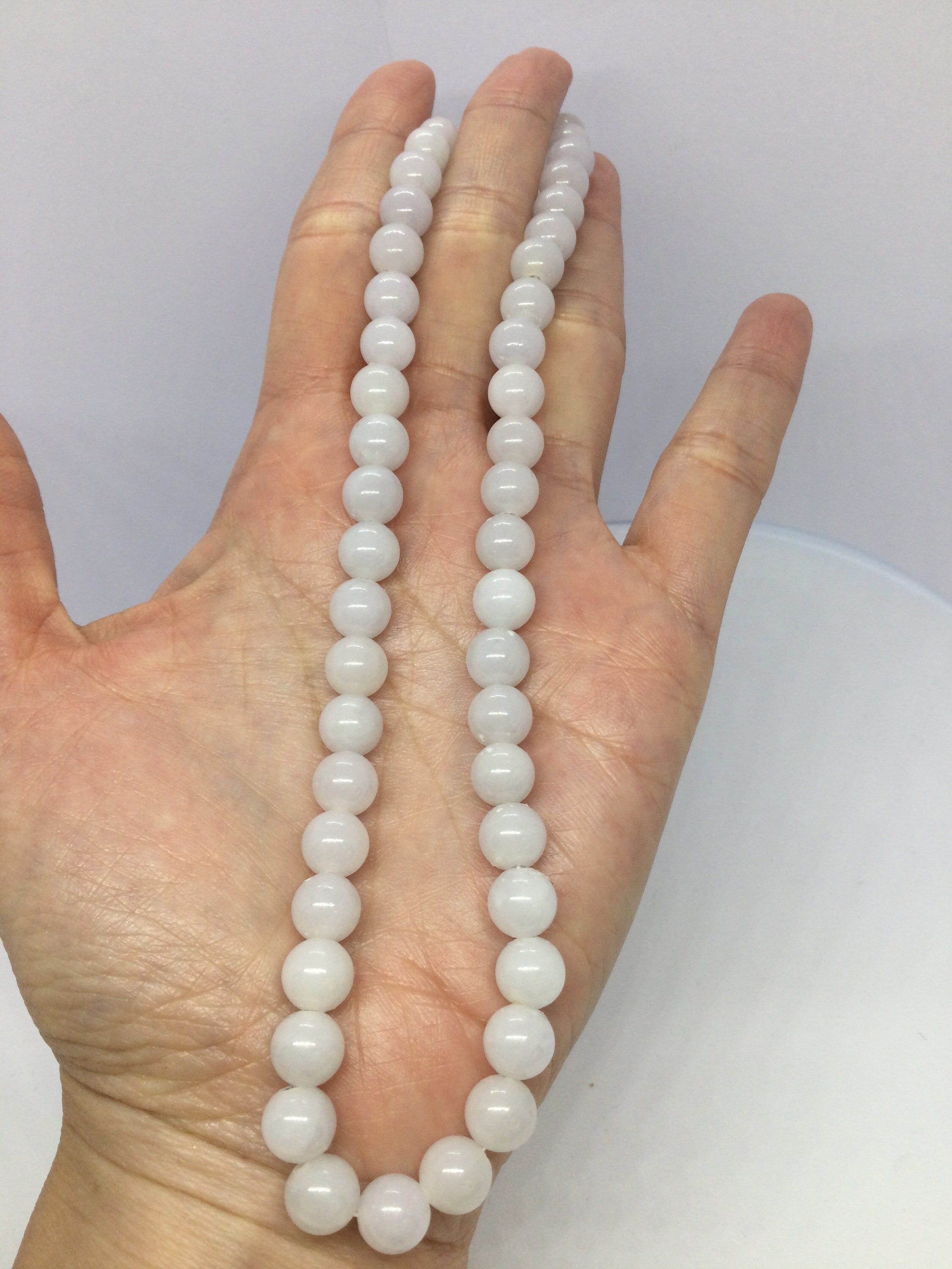 White jade 2024 bead necklace