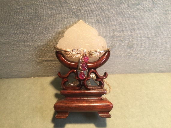 Pear Shaped Ruby set in 14K solid yellow gold mou… - image 4