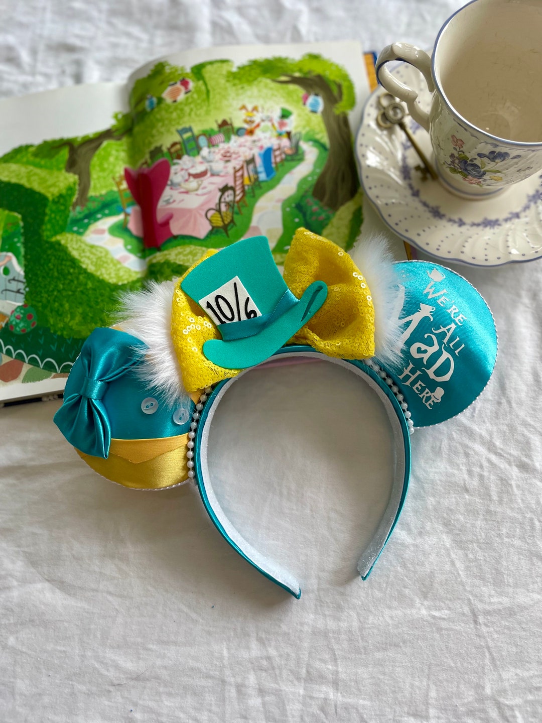 Wonderland Mad Hatter Ears Headband: Tea Party Park  display picture 2