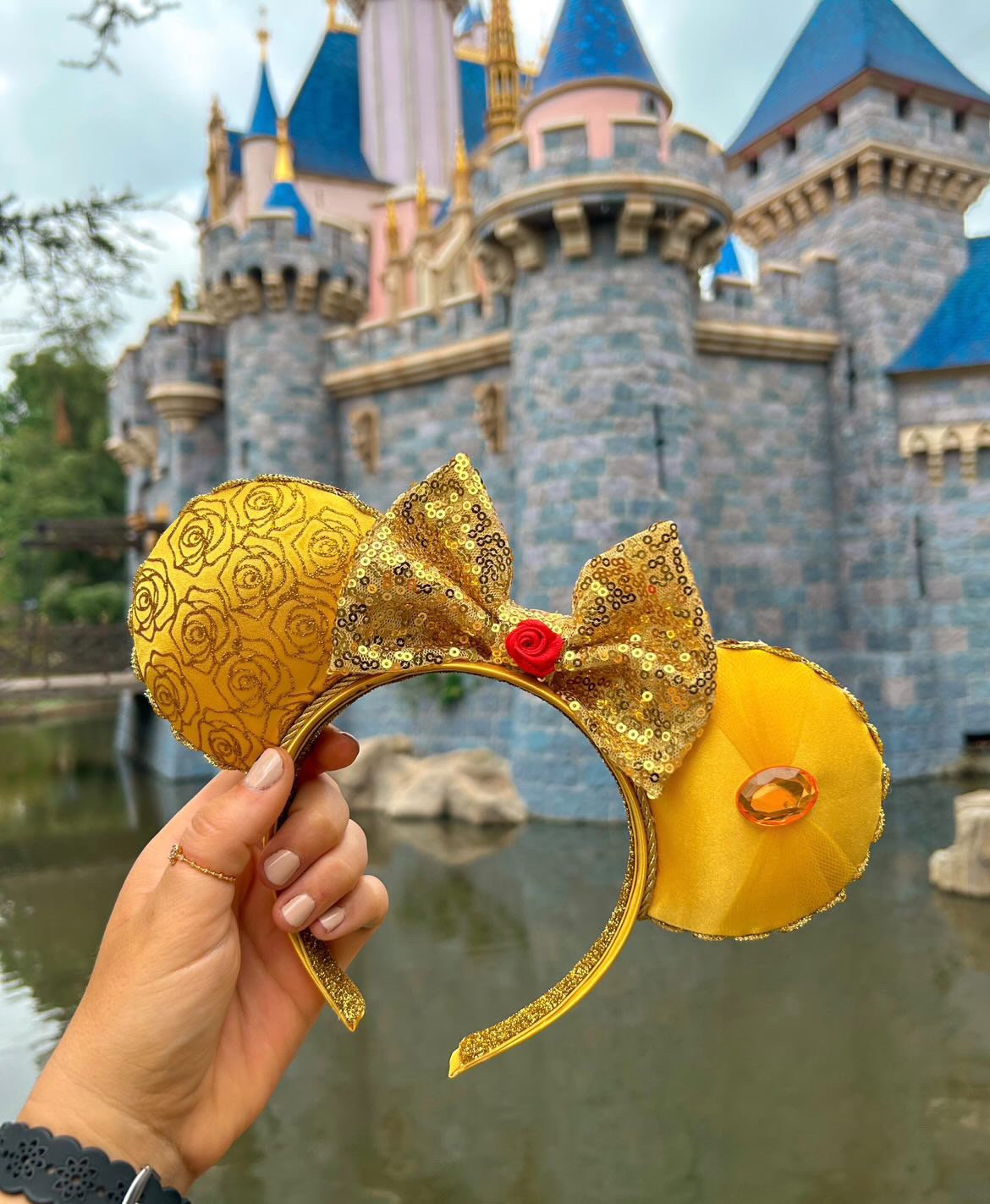 Belle Mouse Ears: Beauty and the Beast Sequin Park Headband  display picture 2