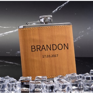 Flasque personnalisée homme, flasque en cuir personnalisée, flasque à monogramme, cadeau garçons d'honneur pour lui, flasque gravée, flasque pour hommes d'honneur, cadeau