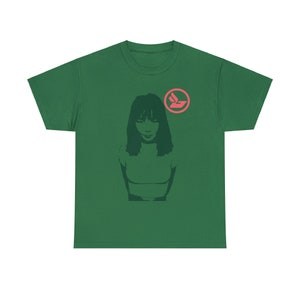 Bjork Vintage Vibe Isobel T-shirt - Etsy Bjork Vintage Vibe Isobel T-shirt - Etsy