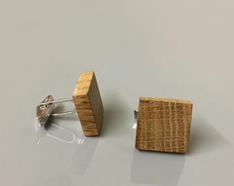 Gemelos de roble de barrica de whisky con brazo de plata de ley. Hechos a mano.