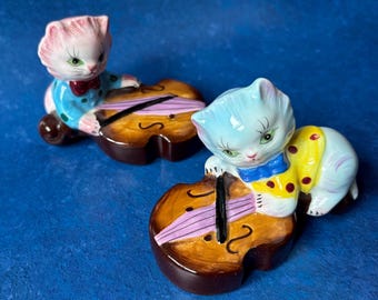 Vintage Anthropomorphic Cat Playing Fiddle Salt & Pepper Shakers