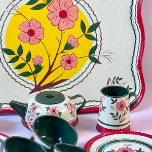 Vintage Ohio Art Tin Litho Pink Flowers Play Tea Set - Complete Set of 28 Tea Party Toy 1940/50s - Made in USA - Collectible Child’s Pretend