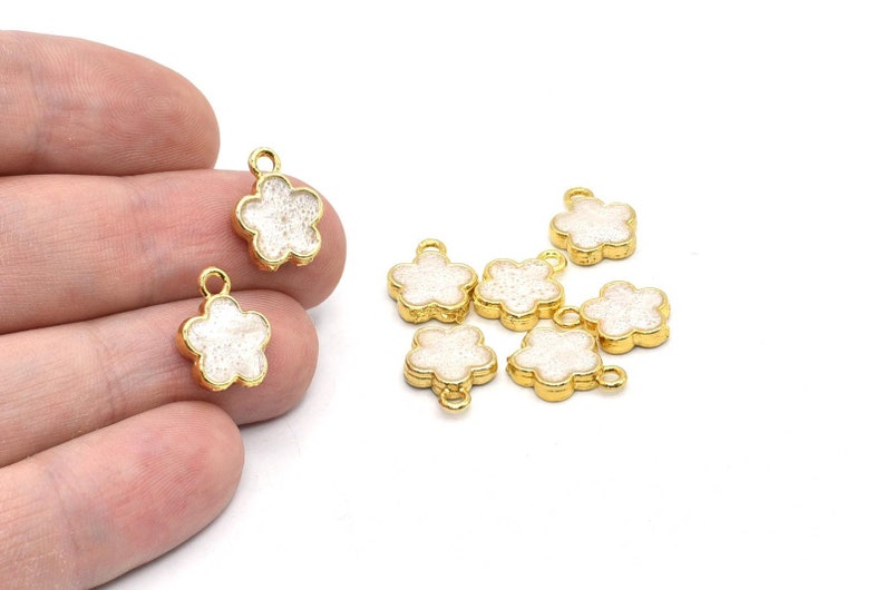 Sedef Enamel Charm 11x14mm 24k Shiny Gold Plated Clover Charm GLD110 Cream Leaf Pendant White Enamel Clover Clover Five Leaf Charms