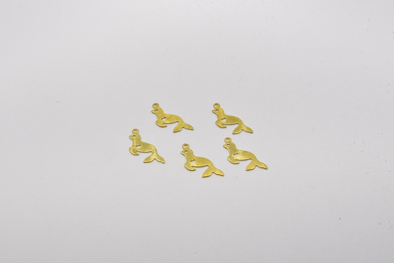 RB321 Brass Seal Charms 9x23mm Seal Charms with Heart Detail Jewelry Supplier Wholesale Fish Charms Animal Pendants