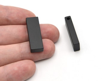 Dije de prisma rectangular chapado en negro de 31 x 10 mm, dijes rectangulares, colgante de marco chapado en negro, collar rectangular, venta al por mayor