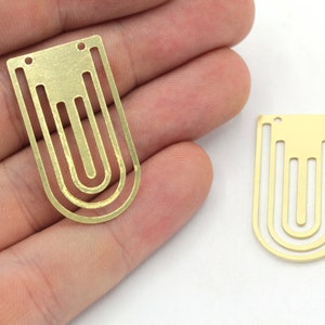 18x33mm Brass D Shape Charm, Geometric Pendant, Earring Connector, Earring Pendant, Brass Charm Earrings, Laser Cut Charm, Brass Findings
