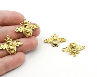 27x21mm 24k Shiny Gold Plated Bee Charm, Bee Pendant, Bee Bracelet Charms, Large Bee Charm, Gold Bee Charm, Gold Plated Findings