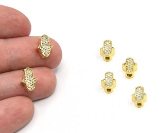 Cuentas de Hamsa micropavé bañadas en oro brillante de 24 k (8 x 11 mm), conector de pulsera pavé, espaciador de Hamsa dorado