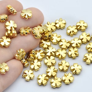 8x8mm 24k Glänzende Gold Kleeperlen, Gänseblümchen Perlen, Blumen Charms, Armband Verbinder, zierliche Charms, Perlen, vergoldete Befunde, GLD268