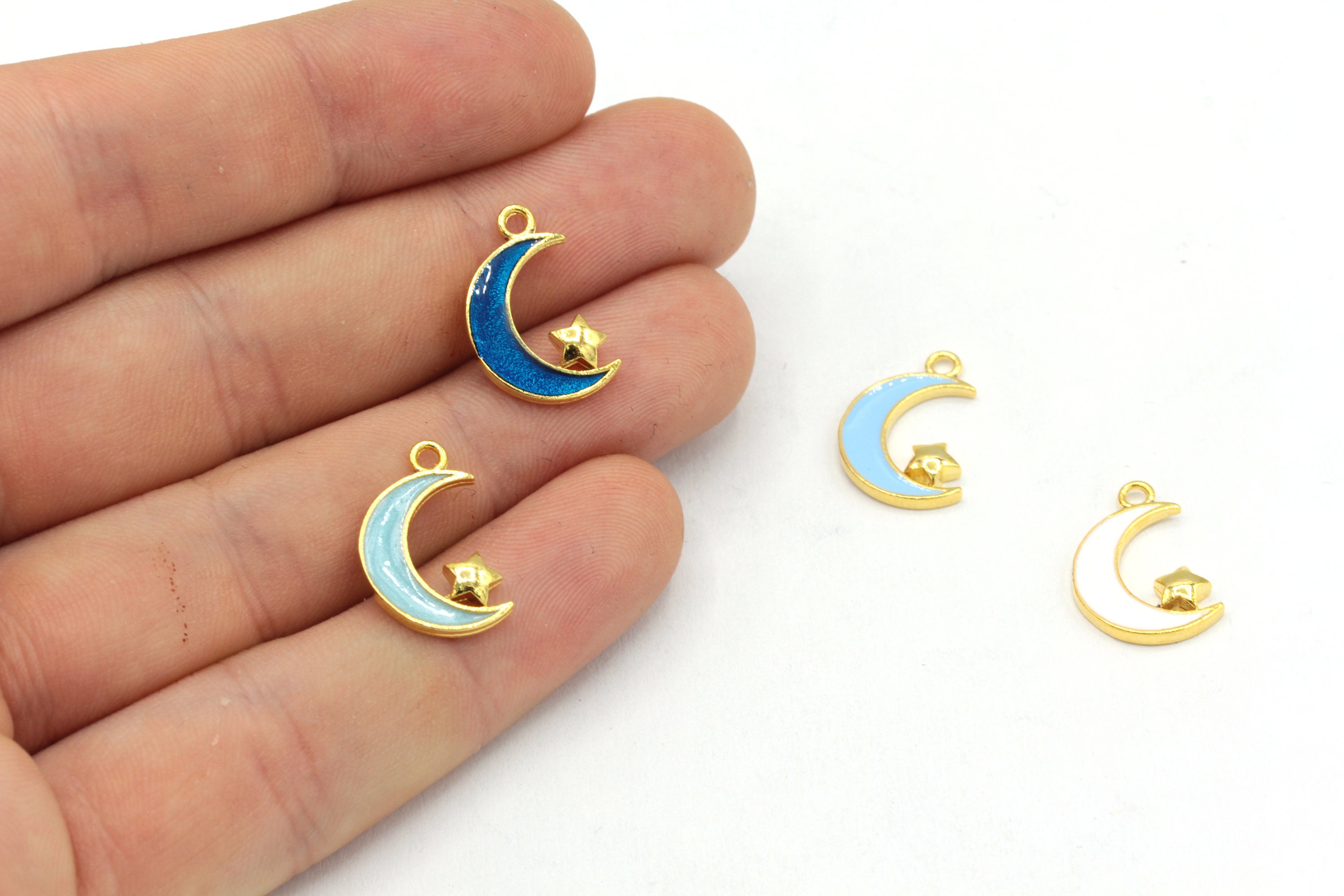 24 Pezzi Smalto Luna Star Orecchino Pendente di Fascino | FindTheDeal