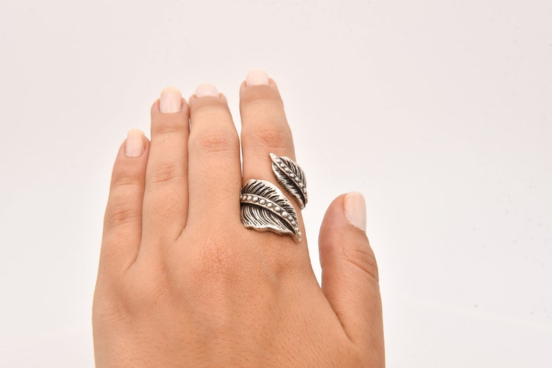 Silver Plated Ring Brass Ring Women Rings Jewelry Ring Wholesale Ring Silver Plated Adjustable Leaf Dotted Ring