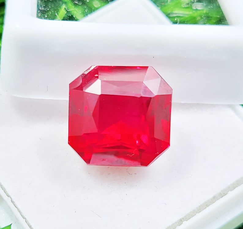 Red Color Chembu OCTAGON CUT 9.00 Ct Authentic Lab-grown Red Ruby Bright Pigeon Blood ...