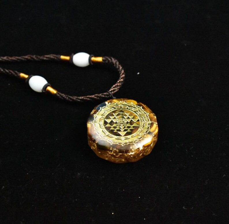 Orgonite Natural Tiger Eye Crystal Pendant Necklace-Sri Yantra Sacred Geometry Orgone-EMF Protection Chakra Healing Orgone-Orgonite Gift