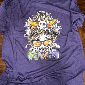 Spooky Mama&#39;s, Messy Hair, Halloween T-Shirt