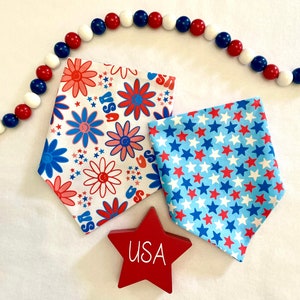 USA Flower Power on White/Patriotic Stars Personalized Dog Bandana, Patriotic Reversible Pet Accessories.
