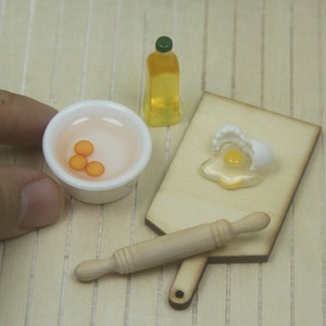 Dollhouse miniature eggs in bowl mini wooden rolling pin 1/12 scale broken egg model doll house food set of 5