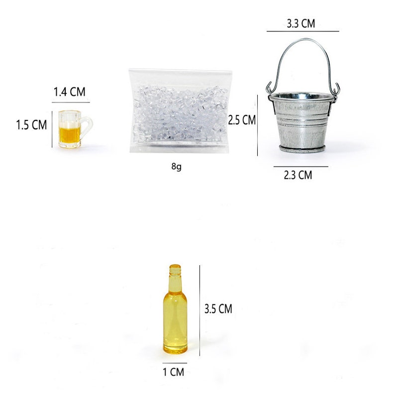 May include: A miniature set of bar accessories, including a clear plastic bag of ice cubes, a silver metal bucket with a handle, a clear glass beer mug filled with a yellow liquid, and a clear glass bottle filled with a yellow liquid. The set measures approximately 3.5 cm in height and 2.5 cm in width.