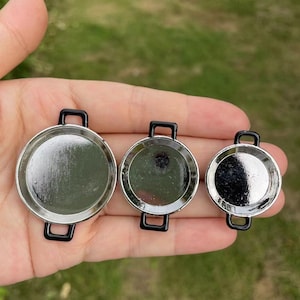 Dollhouse miniature cooking pan mini metal cookware 1:12th scale dollhouse kitchen accessory