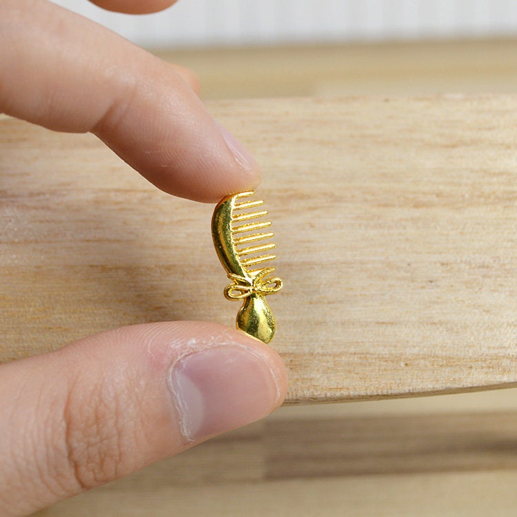 1/12 Casa Delle Bambole Accessori In Miniatura Mini Set Di Articoli Da Toeletta Simulazione Asciugamano Specchio Profumo Sapone Modello Giocattoli Decorazione Della Casa Delle Bambole - Foto 8