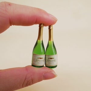 miniature bottle of champagne 1/12th scale dollhouse drink set of 2