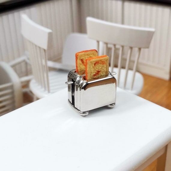 Acheter Décorations Mini cuisine jouet poupée accessoires grille-pain  Miniature avec 2 pièces Machine à pain grillé