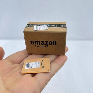 Caixa de remessa em miniatura para casa de bonecas Amazon, pacote de remessa em miniatura, mini envelope para bonecas
