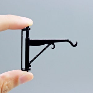 Dollhouse plant hanger hook dolls house outdoor decor miniature metal haning bracket 1:12 scale Black