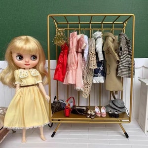 doll house modern closet miniature metal gold closet with hanging rod Doll closet cabinet for OB11 BJD dollhouse