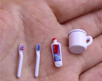 docka badrumstillbehör dockhus miniatyr tandborste set med 4 miniatyr tandkräm mini vit kopp till dockhus