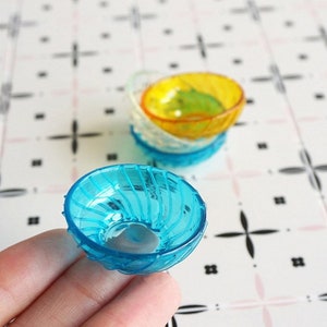 Dollhouse decoration 1/12 scale plastic bowl for sweets or fruit miniature dish for dolls house