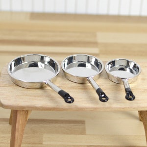 set of 3 dollhouse cooking pan miniature fry pan for doll dolls house kitchen accessory