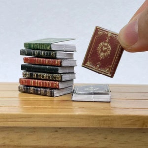 Libros en miniatura a escala 1:12, accesorio de decoración para casa de muñecas, libros en miniatura de tapa dura, juego de 3