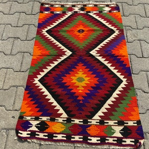 DISCOUNTED I Vintage handmade diamond kilim, Small Kilim Rug, Qilim Shqiptare, Handmade kilim rug 28&#39;&#39; x 46&#39;&#39;   72 x 118