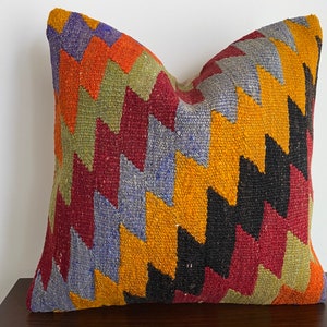 Red Black Kilim pillow 16x16 kilim pillow,decorative throw pillow,bohemian carpet pillow. kilim rug,home decor 40x40 cm