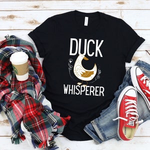 DUCK Whisperer Vintage/Funny Gift Duck Lover/Pet Cute Funny Bird Ducks/Farm Lover/Duck Mom T-Shirt