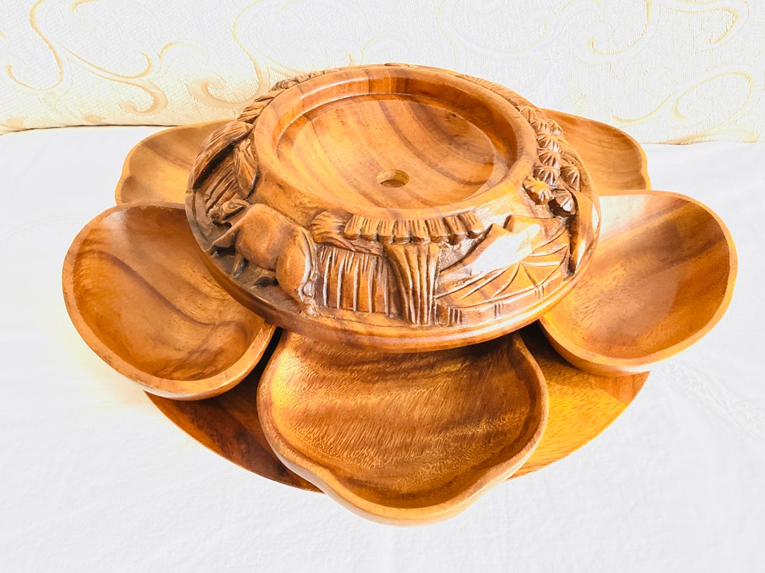 Philippine Susan Turntable. Vintage Hand Carved With Philippine Rural